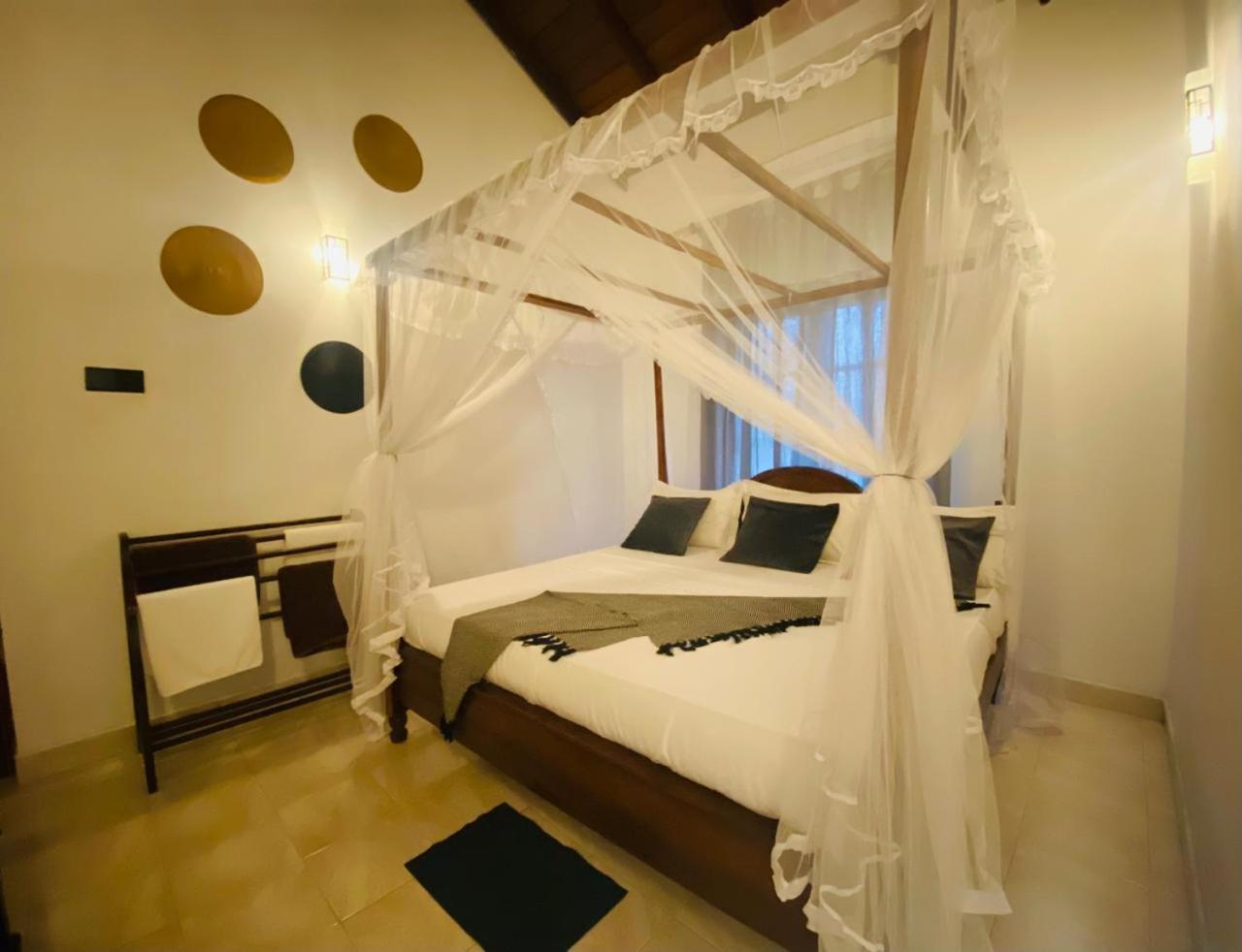 Kingcity Resort อนุราธปุระ ภายนอก รูปภาพ